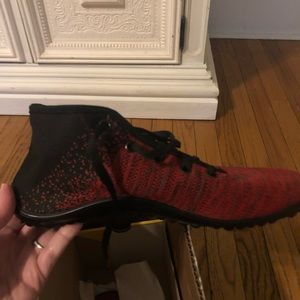 Leguana “Go Mixed Red” never been worn.